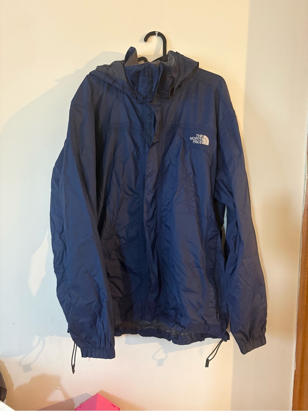 The North Face Men's Navy Hooded Windbreaker Jacket Large